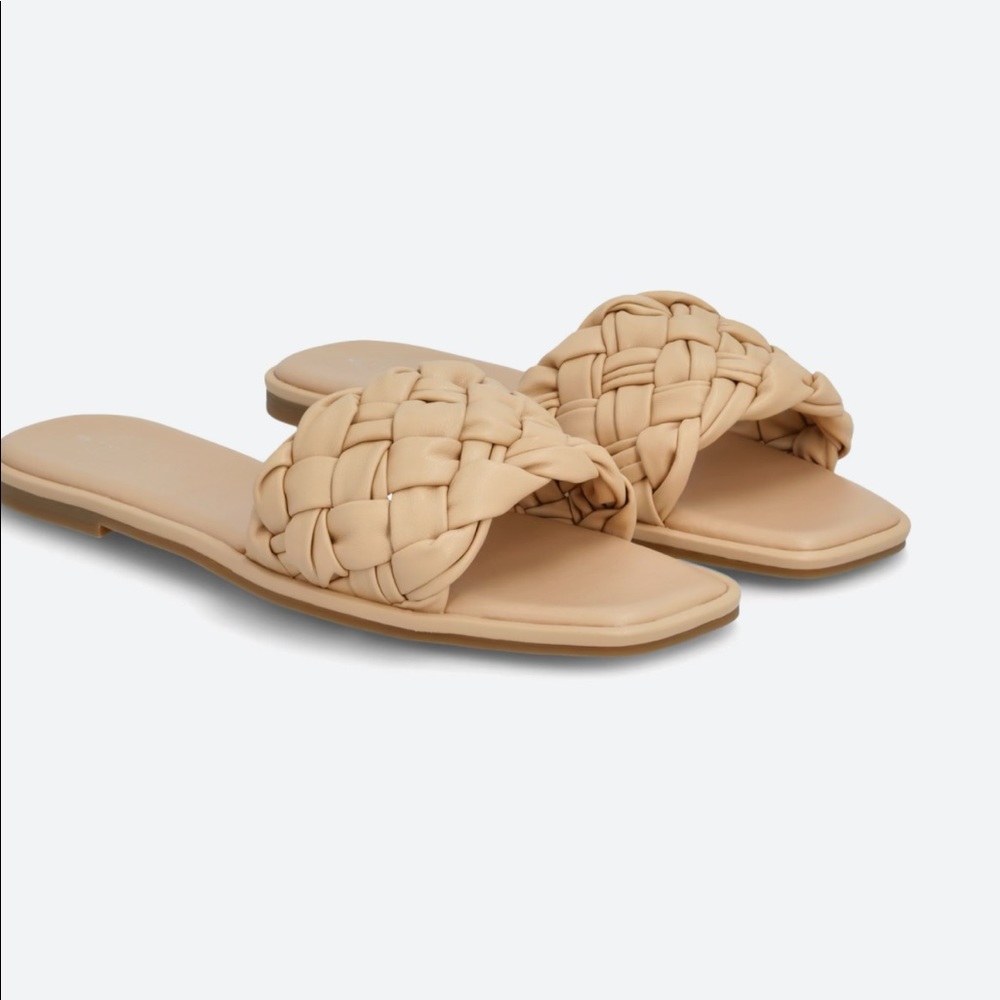 Campsite Waylyn Woven Slide Sz 8.5 Beige Never Worn